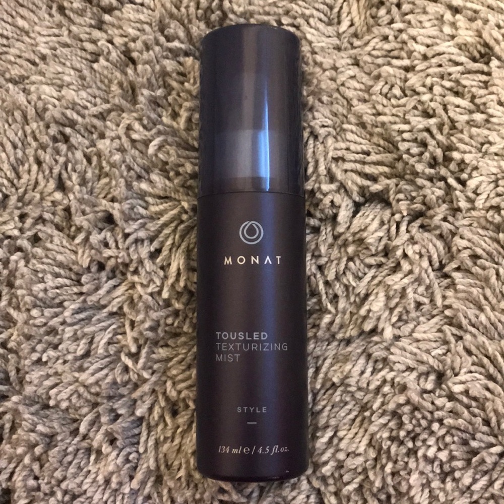 Monat Tousled Texturizing Mist
